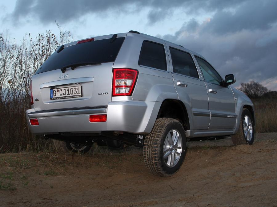  Jeep Grand Cherokee CRD Overland 2008 года  (фото 6 из 16)